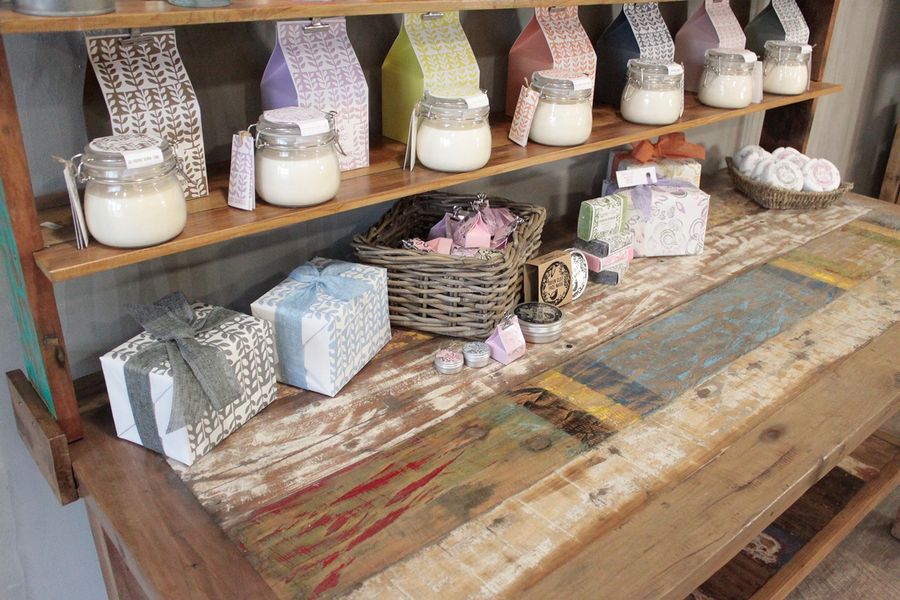 A&C Standaard Tafel met Bovenblad - Gerecycled Hardhout - 1.8m