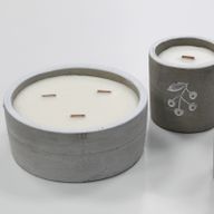 Kaars In Betonnen Pot - Large - Gemalen Vanille & Sinaasappel