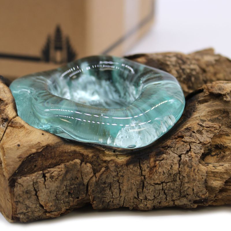 Gesmolten Glas op Houten Stronk - Kaars Houder