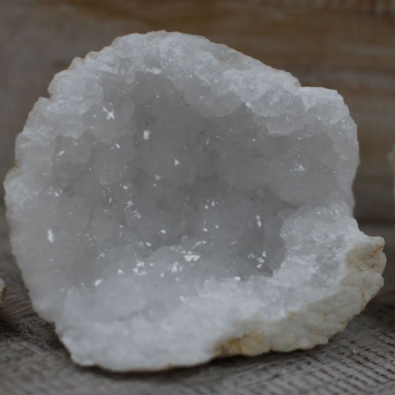 Calciet Geodes - Ongeopend 6-9cm