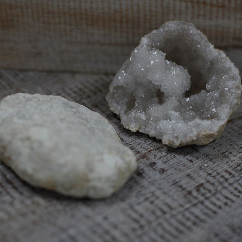 Calciet Geodes - Ongeopend 6-9cm