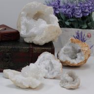 Calciet Geodes - Ongeopend 6-9cm