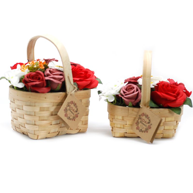 Large - Zeep Bloemen Boeket in Rieten Mand - Rood
