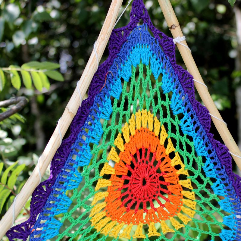 Bali Droomvangers  - Large - Kleurrijke Piramide