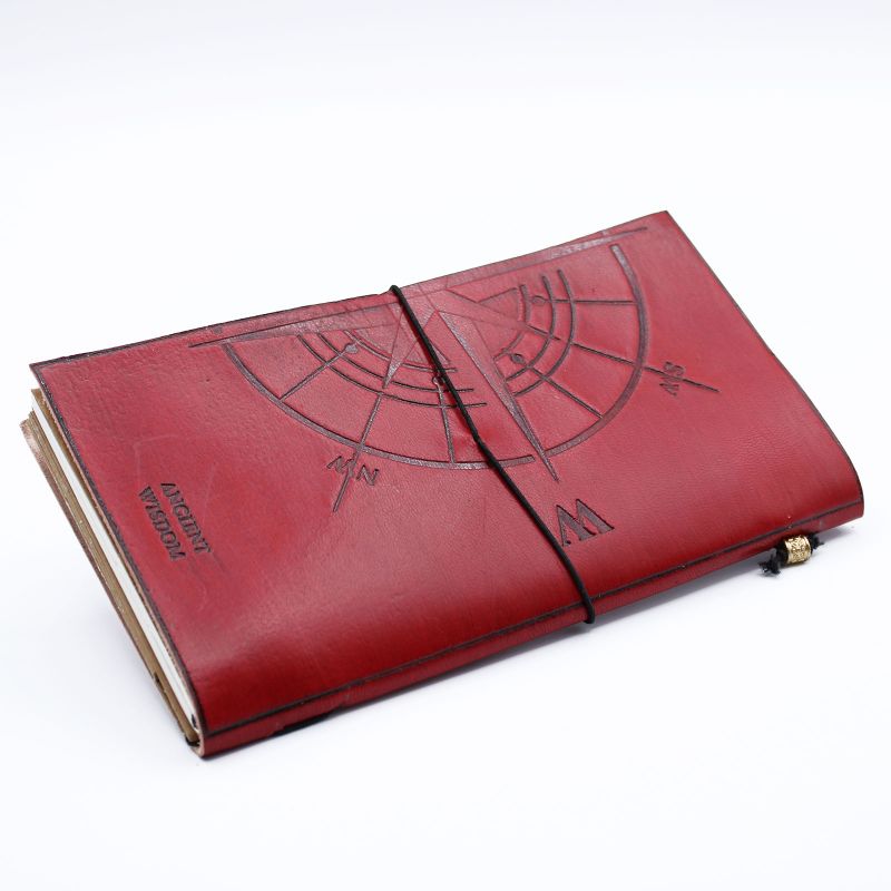 Handgemaakte Leren Dagboek- The Adventure Begins - Rood - (80 pages)