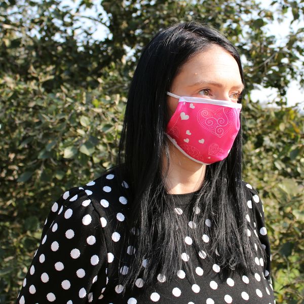 Herbruikbare Modieuse Gezichtsmaskers - Roze Hartjes (Volwassen)