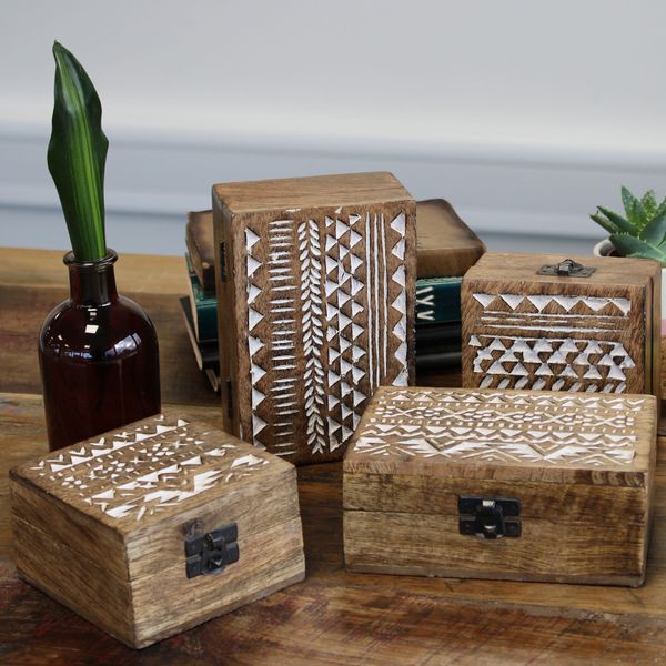 Mango Houten Box - White Washed - Slavisch Motief