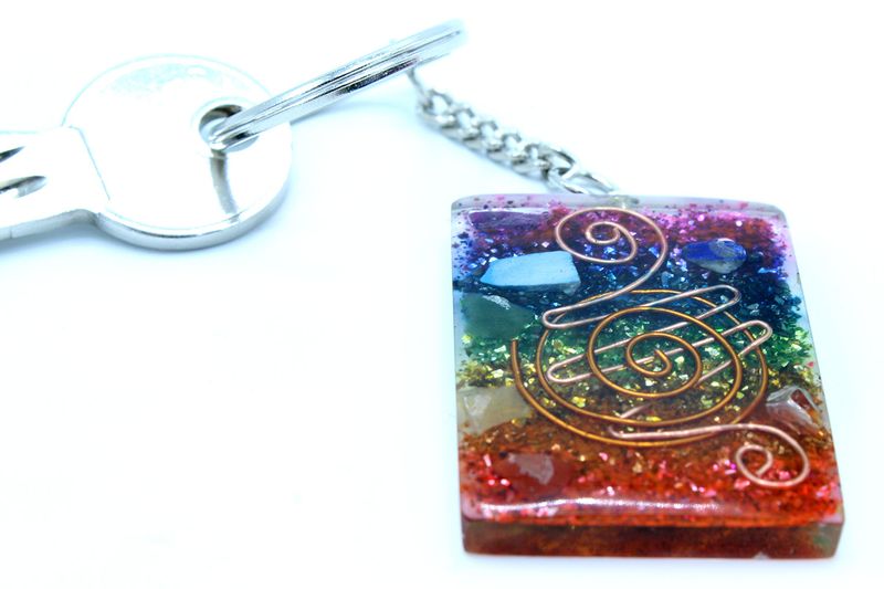 Orgonite Power Sleutelhangers - Koper en Chakra Huisbescherming