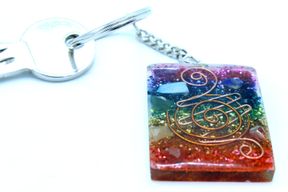 Orgonite Power Sleutelhangers - Koper en Chakra Huisbescherming