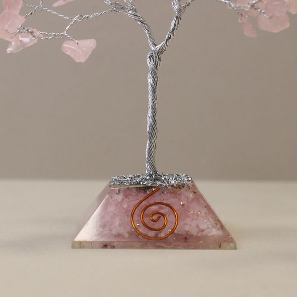 Edelsteen Boom met Orgonite Basis - 80 Stone - Rozenkwarts