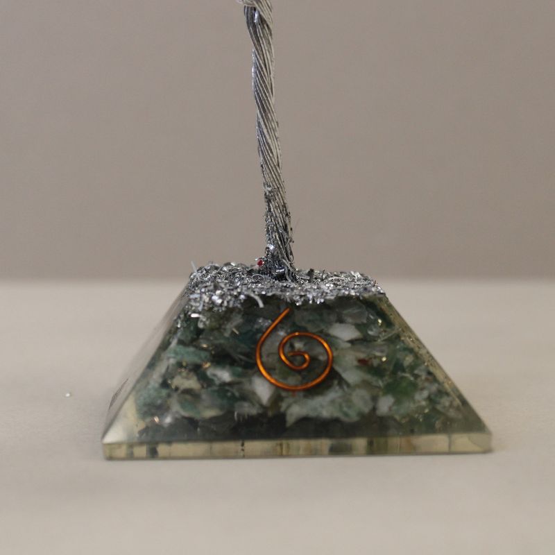 Edelsteen Boom met Orgonite Basis - 80 Steen - Mosagaat