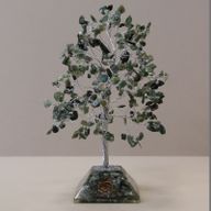 Edelsteen Boom met Orgonite Basis - 320 Steen - Mos Agaat