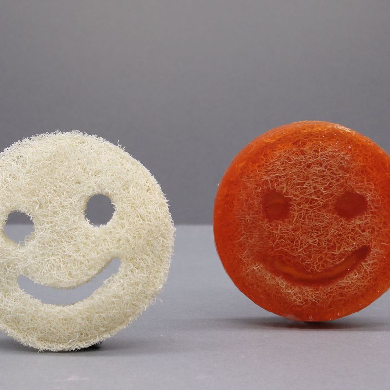 Smiley Face Scrub Zeep - Grapefruit