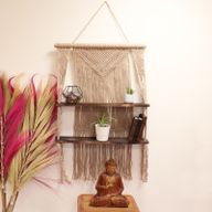 Macramé met Hangende Planken - Bruin