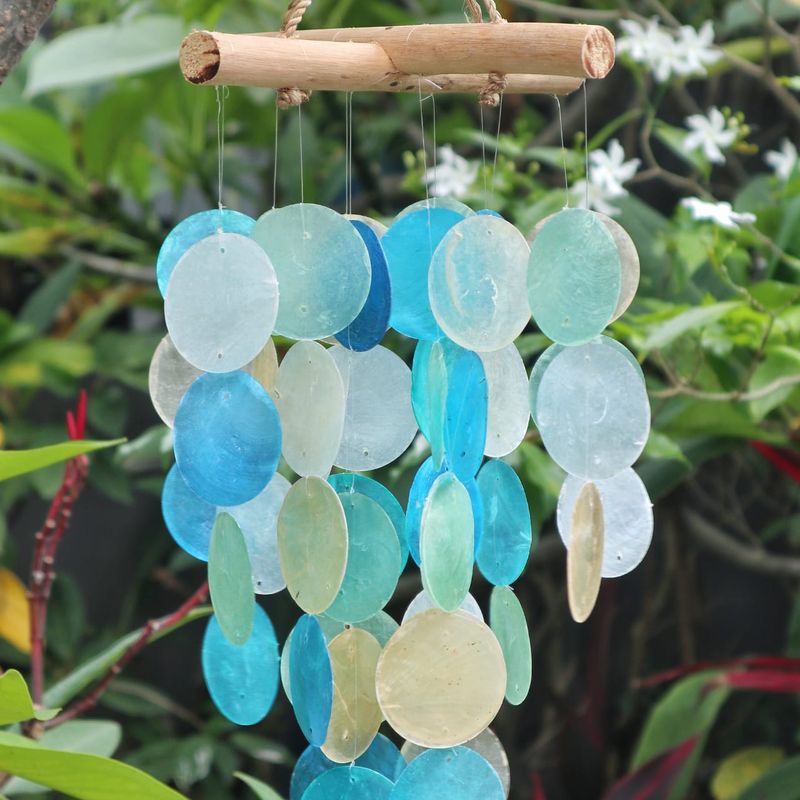 Blauwe & Parelmoer Drijfhout Kruis Chime