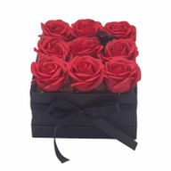 Zeep Bloemen Cadeau Set - 9 Rode Rozen - Vierkant