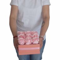 Zeep Bloemen Cadeau Set - 9 Roze Rozen - Vierkant