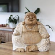 Handgesneden Boeddhabeeld - 30cm Happy - Whitewash