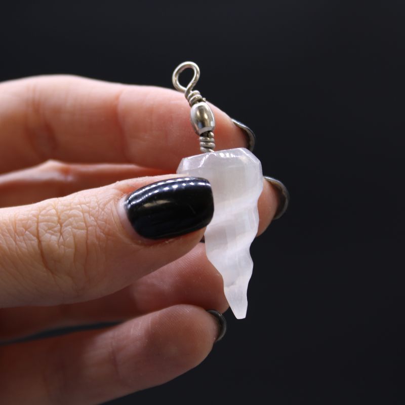 Seleniet Spiraal Hanger