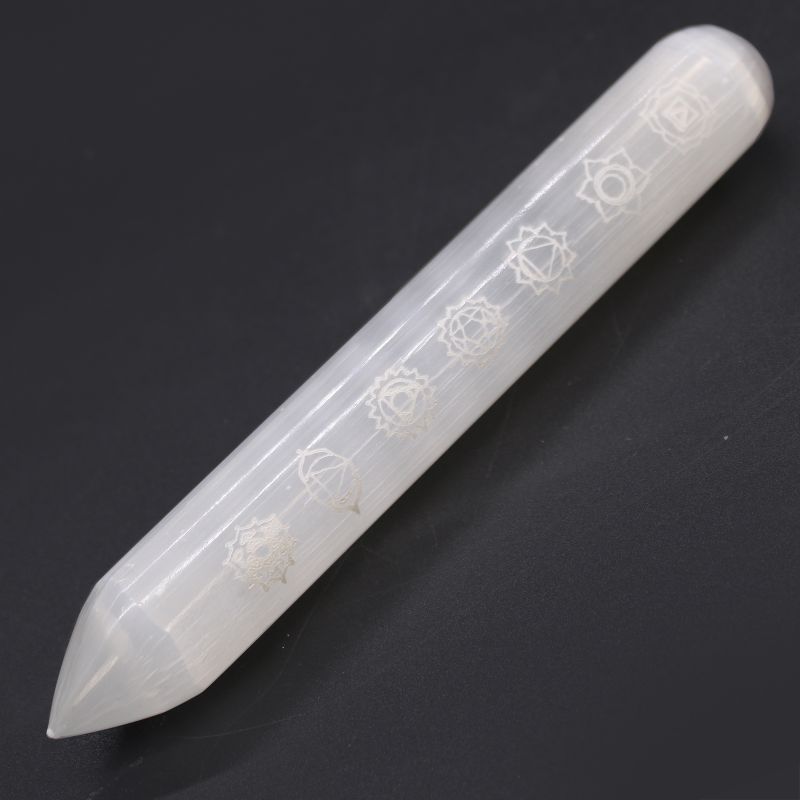 Selenite Wand - 16 cm (Punt één uiteinde) 7 Chakra