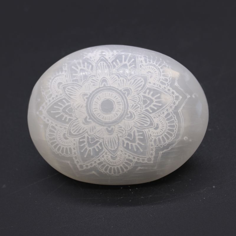 Seleniet Palmsteen - Mandala gegraveerd