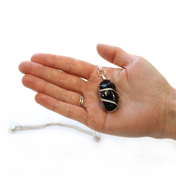 Cascade gewikkeld Edelsteen Ketting - Ruwe Zwarte Onyx