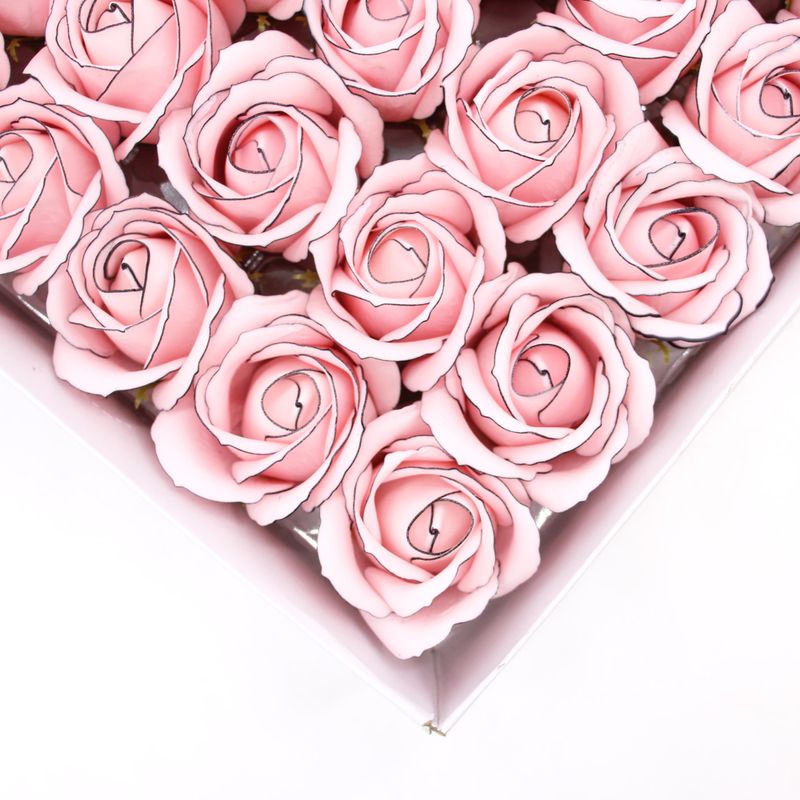 Ambachtelijke Zeepbloemen - Med Rose - Pink With Black Rim