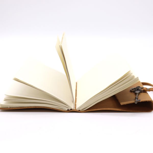 Geolied Tan Leer & Sleutel - 200 pagina's - 13x18cm