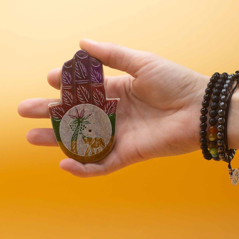 Zeepstenen Hamsa Wierookhouder 9x6cm - Olifant & Palm