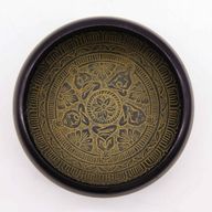 Aardepoeder Zingende Kom - Mantra Vijf Boeddha - 16 cm