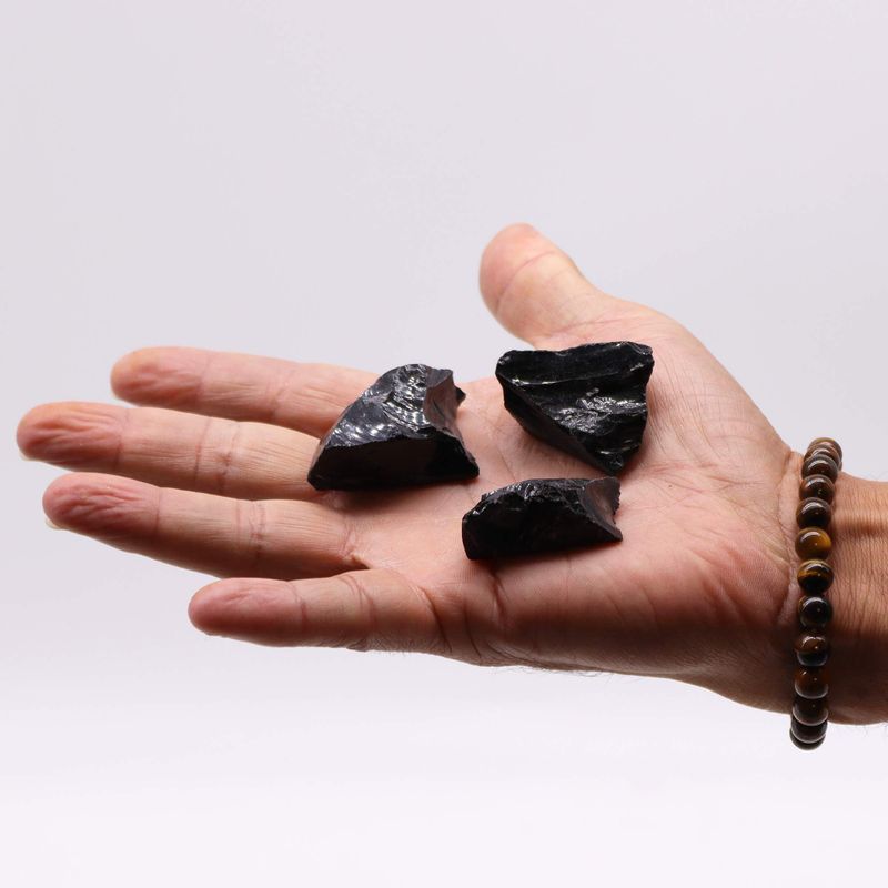 Ruwe kristallen (500 g) - Zwarte Obsidiaan