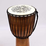 Hamsa Djembe met Brede Bovenkant – 50 cm
