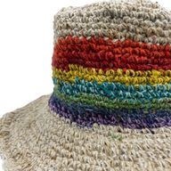 Handgebreide hennep- en katoenen Boho Festival Hoed - Regenboog