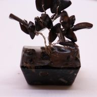 Mini Edelsteenbomen op Orgonietbasis - Zwarte Agaat (15 stenen)