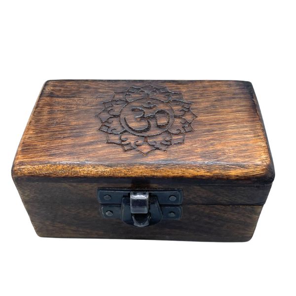 Houten pillendoosje 9x5x4cm - Ingesneden ontwerpen - Assorti