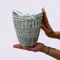 Brede halsvormige vaas - Crème 22 cm