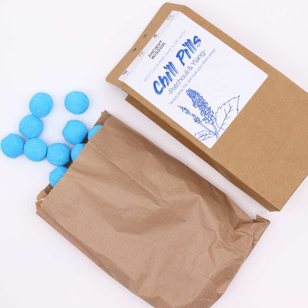Chill Pills Cadeaupakket 350g - Ylang & Patchouli