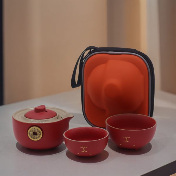 Geluks Kat Theeset - Twee Kopjes - Reispakket - Rood