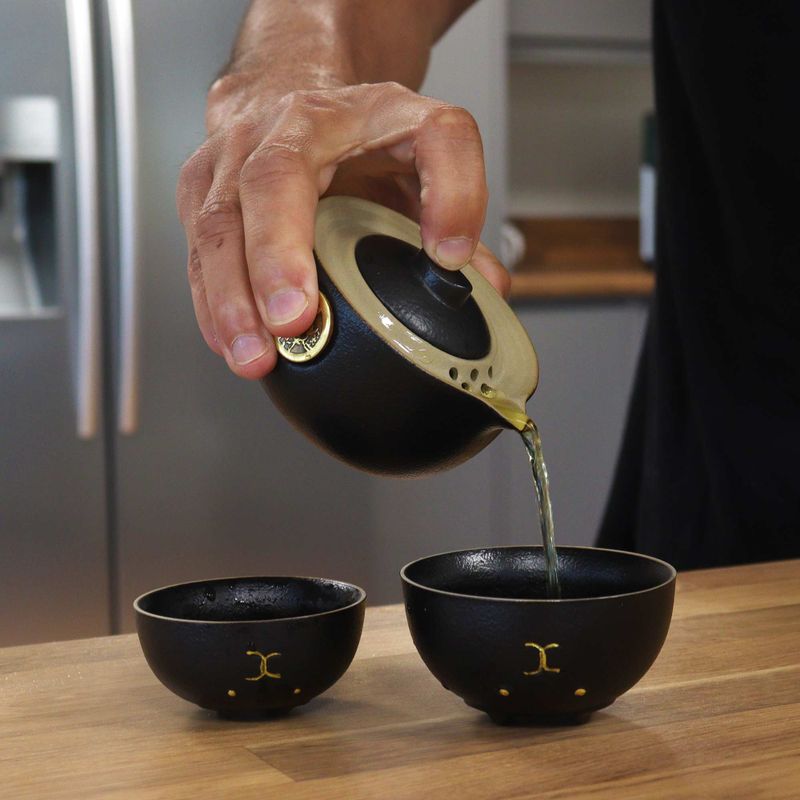 Geluks Kat Theeset - Twee Kopjes - Reispakket - Zwart