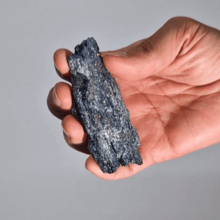 Versterkt Natuurlijk Titanium - Zeven Kleuren Chakra Steen (ongeveer 40-80g 7-10cm)