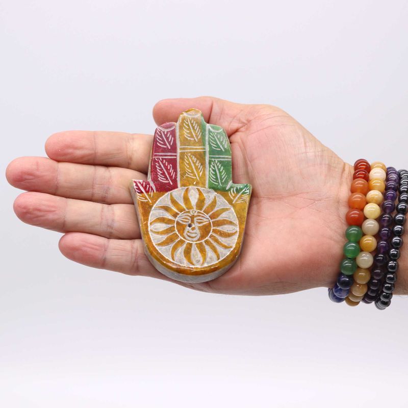 Speksteen Hamsa Wierookhouder 9x6cm - Zon Gezicht