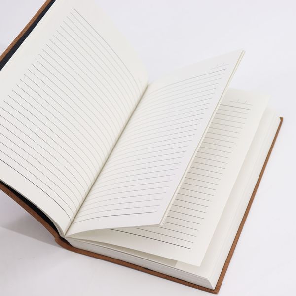 Grote Donkerbruine Dagelijkse Notitieboek