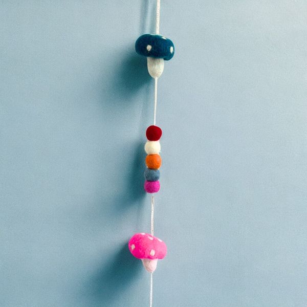 Vilten Wandhanger - Paddenstoelen (willekeurige kleuren)
