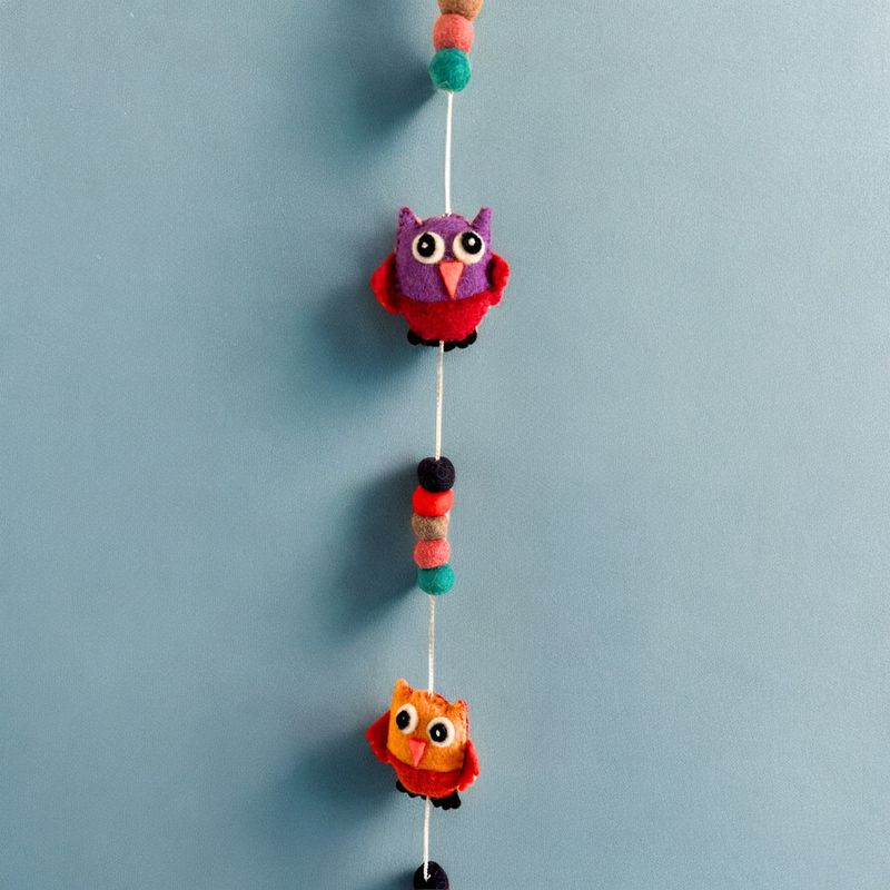 Vilten Wandhanger - Uilen (willekeurige kleuren)