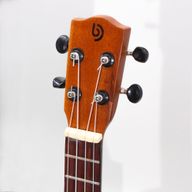 Ambachtelijk Gemaakte Ukelele - Oranje Sunburst Afwerking (4 Snaren)