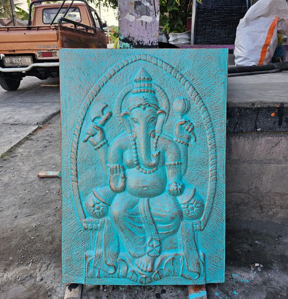 Groot Ganesha Wandreliëf met IJzeren Frame – Turquoise – 0,7 x 1 m