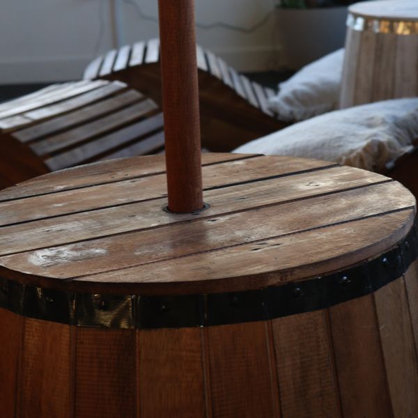 Beer Barrel Tafel & Parasolstandaard - Natuurlijk