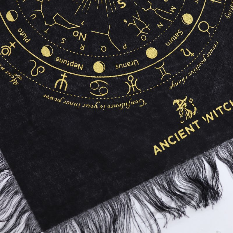 Alziend Oog – Pendel Waarzegdoek – Zwart & Goud