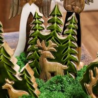 Lost in the Forrest - Hert in het Bos 3D Houten Decoratie - 25x15cm
