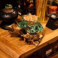 Gesmolten Glas Zware Asbak / Kaarshouder op Hout